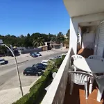 Appartement Dos Aveiros, T1 Renovado A 5 Minutos Da - *