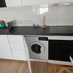 Appartement Dos Aveiros, T1 Renovado A 5 Minutos Da - *