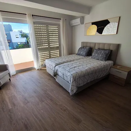 Praia Dos Aveiros, A 5 Minutos Da Praia - Albufeira Inn *