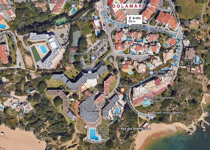 Dos Aveiros, Renovated And Cosy One-bedroom Flat - البوفيرا