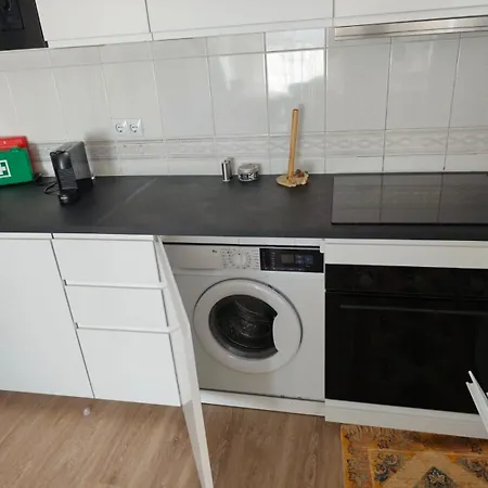 Apartment Dos Aveiros, T1 Renovado A 5 Minutos Da - *